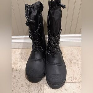 Baffin Black Winter Boots - size 7